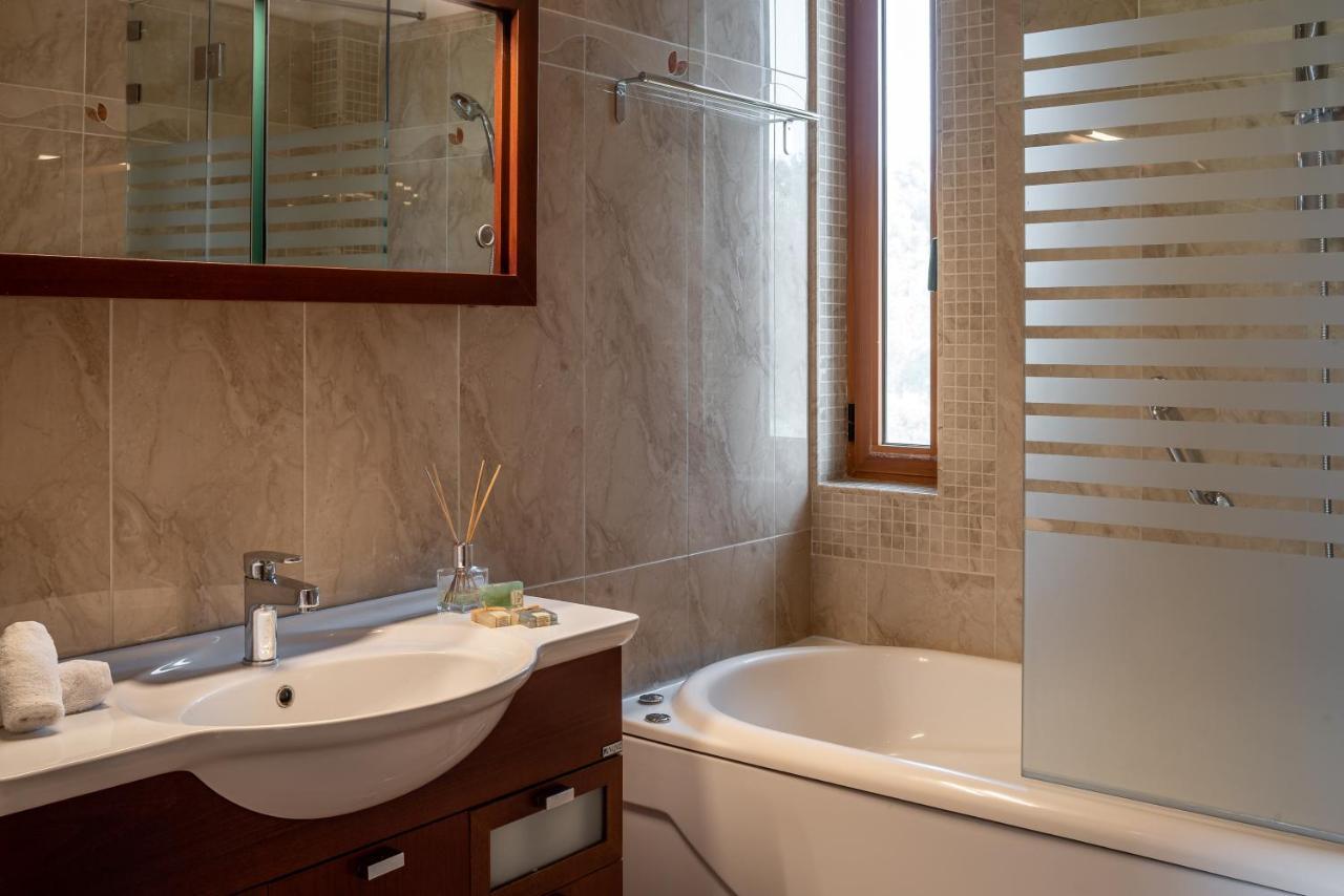 Tsourlakis Residence, An Oasis Of Tranquility, By Thinkvilla Pigí Εξωτερικό φωτογραφία