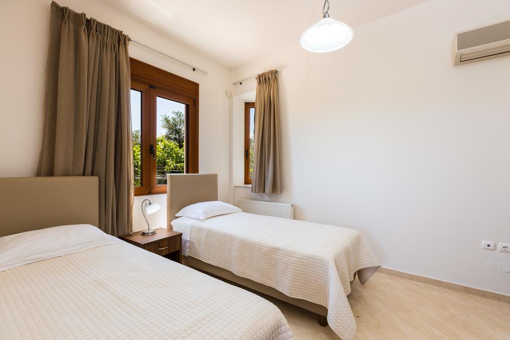 Tsourlakis Residence, An Oasis Of Tranquility, By Thinkvilla Pigí Εξωτερικό φωτογραφία
